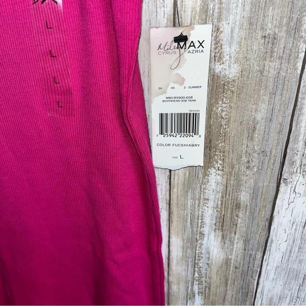✨ RARE FIND: NWT Miley Cyrus x Max Azria Y2K Ribbed Tank ✨ Large - Picture 3 of 4